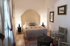 Riad Helen