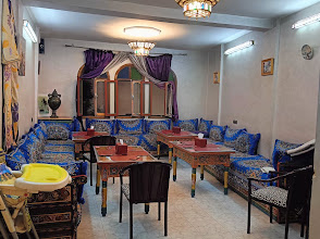 Food Friends & a Place to Stay 